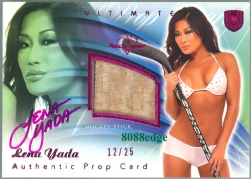 2010 Benchwarmer Ultimate Prop Auto: Lena Yada #12/25 Autograph Wwe Diva