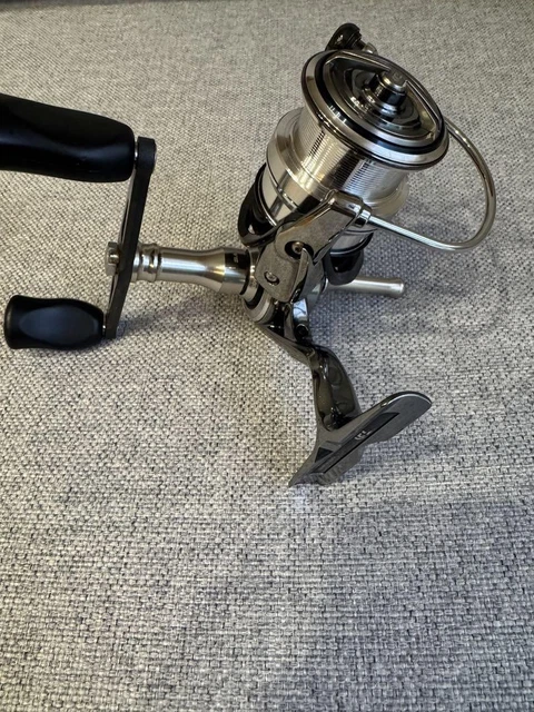 DAIWA 18 EXIST LT2500 XH Body Excellent condition $498.93