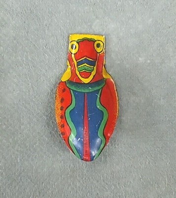 Vintage TIN LITHO Metal NOISE MAKER CLICKER Animal BEETLE Toy JAPAN