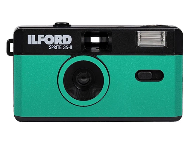 Cámara Ilford Sprite 35-II, verde y negra