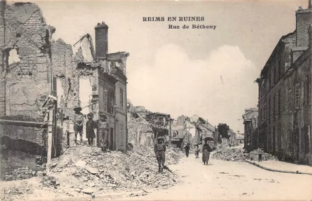 CPA-Reims rue de Bétheny (123097)