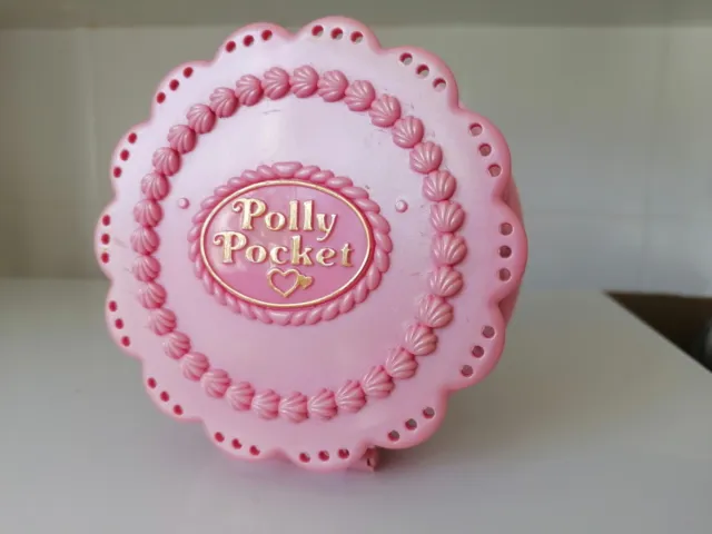 Vintage Polly Pocket birthday surprise cake 1994 Good condition