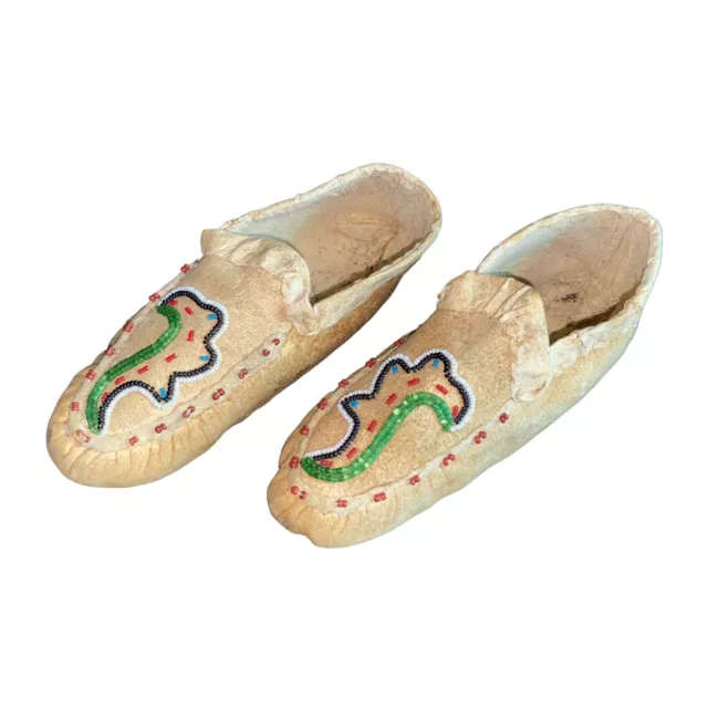 Antique Native American Handmade Child Moccasins Beaded Buckskin Leather Kid