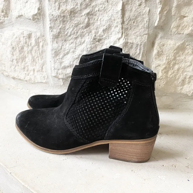 Susina Nordstrom Women's Bayley Perforated Black Suede Ankle Bootie Boots 9