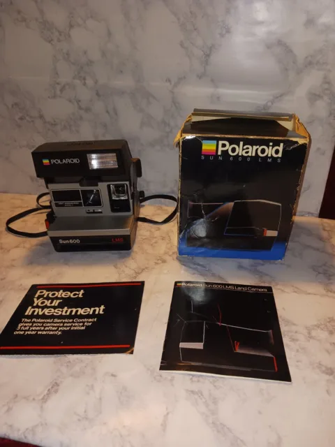 ~Cámara fotográfica vintage Polaroid Sun 600 LMS instantánea 600 con caja y manual~