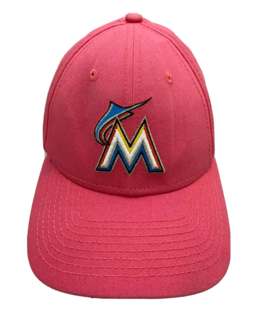 New Era 9FORTY MLB Miami Marlins Women's Pink Adjustable Hat