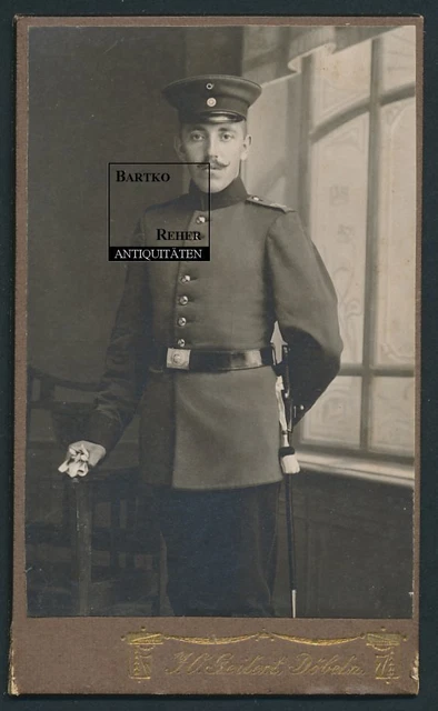 Foto ca. 1900 Döbeln dt. Soldat in Uniform mit Schulterstück + Bajonett
