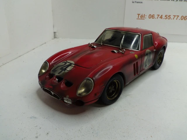 Hot Wheels Ferrari GTO 1/64 #38/40 édition 2008 - Modèle Rouge Neuf