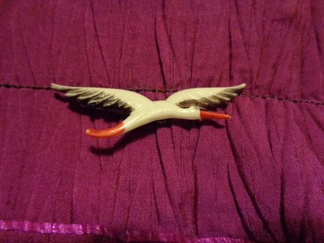 Broche Vintage Cigogne – Années 50/60 – Plastique Blanc – Occasion