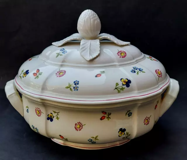 Villeroy & Boch Petite Fleur Oval Lidded Handled Serving Tureen