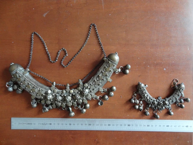 Collier Ethnique Ancien En Argent Maille Serpent - Poids 93 Grammes, Vintage Et Porté