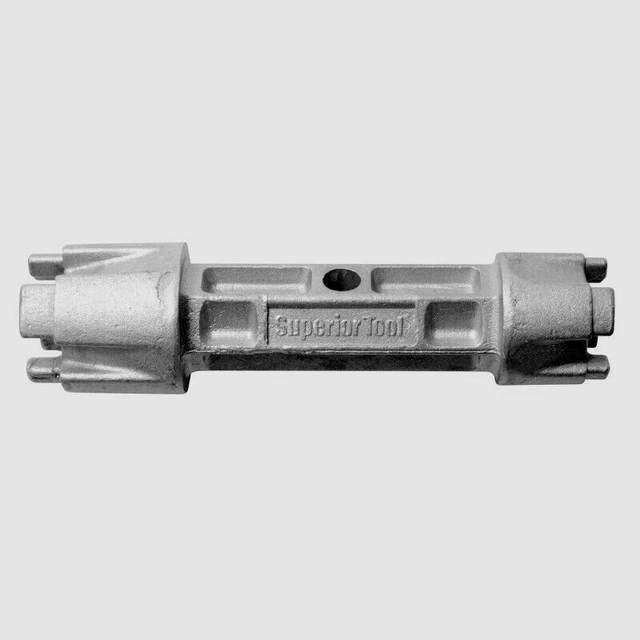 Tub wrench clearance
