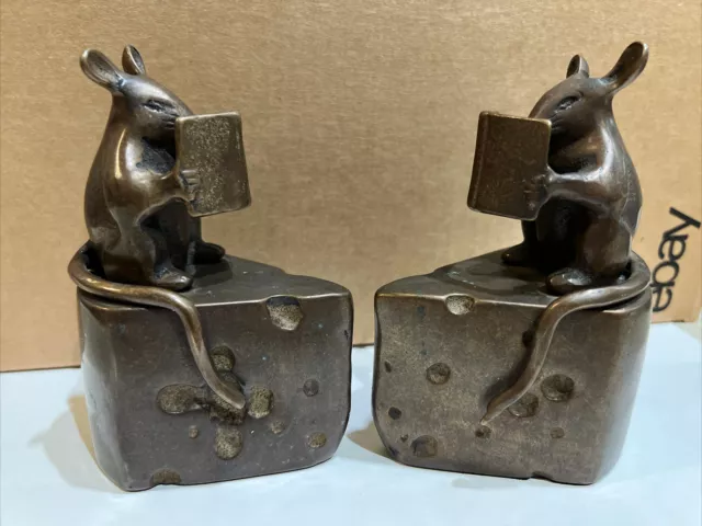 Vintage SPI Cast Metal Mouse Bookends Reading Mice on Cheese 5.5 in. Book Ends