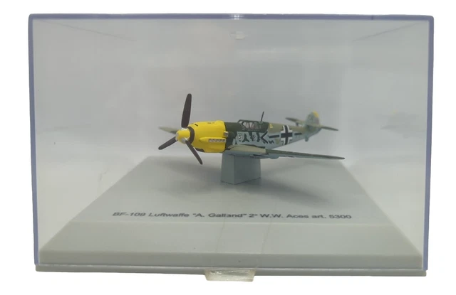 Armour échelle 1/100 avion 5023 - F18 Hornet Eagle Noseart