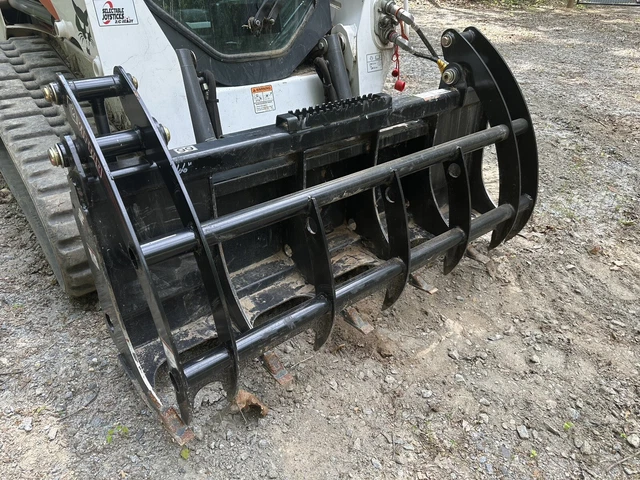 Virnig V40 URG66-UT 66” Brush Grapple Root Rake For Skid Loader Track Loader