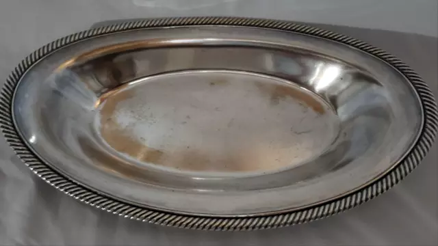 Vintage WM Rogers 819 Silverplate Oval Bread Tray Rope Edge Serving Plate