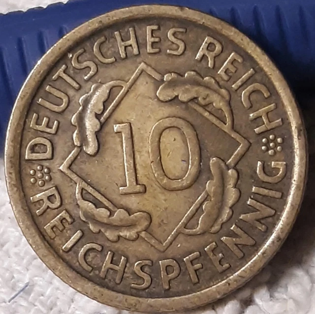1936 D  10 Pfennig ~ Germany ~ KM#40 German Bronze Dime