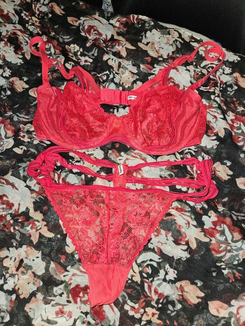DARJEELING SOUTIEN GORGE Corbeille Taille 90D Modele Loulou Coloris Rouge EUR 24,90 - FR
