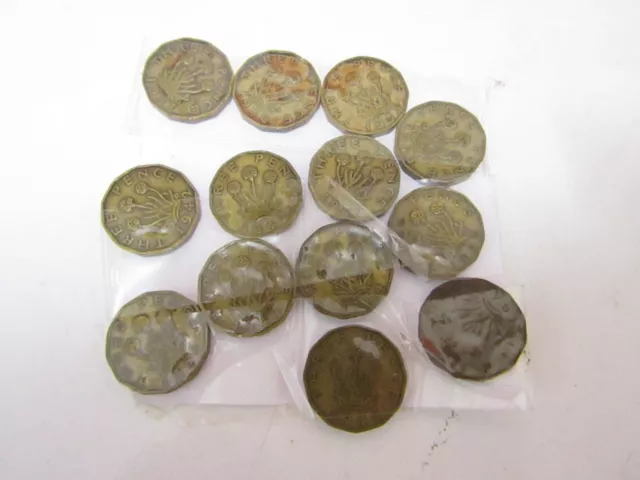 A job lot of  1936 to 1952 KING GEORGE VI BRASS THREEPENCE 3d