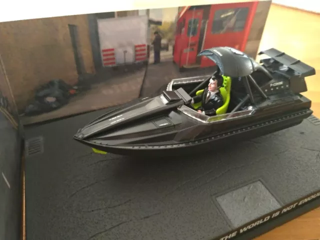 Collection 1/43 James Bond Cars N°82 Hors Bord Q Boat The World is not Enough.