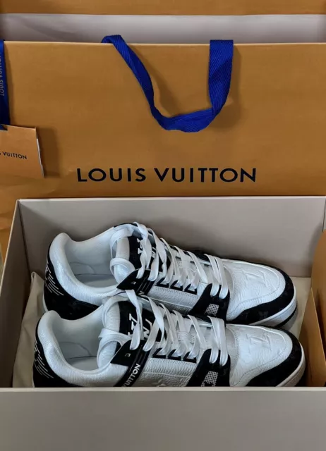 Lv trainer leather high trainers Louis Vuitton Green size 7 UK in Leather -  35288858
