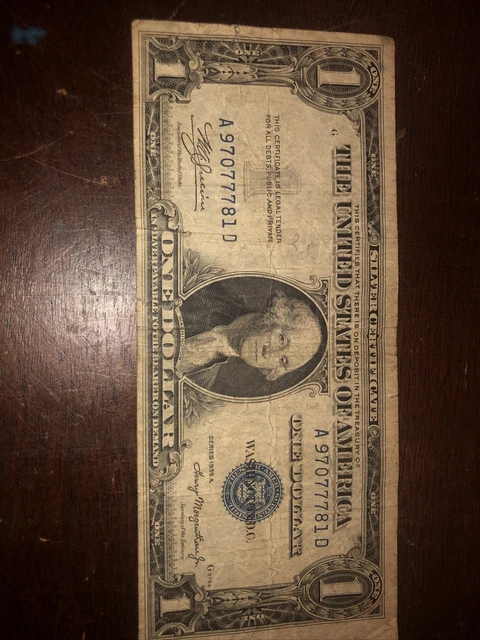Series 1935 A One Dollar Bill Silver Certificate Blue Seal D19157159C