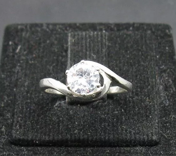 Stilvoller Sterling Silber Ring mit Zirkonia massiv punziert 925 handgefertigt