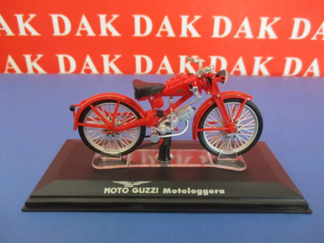 Die cast 1/24 Modellino Moto Guzzi Motoleggera by Starline