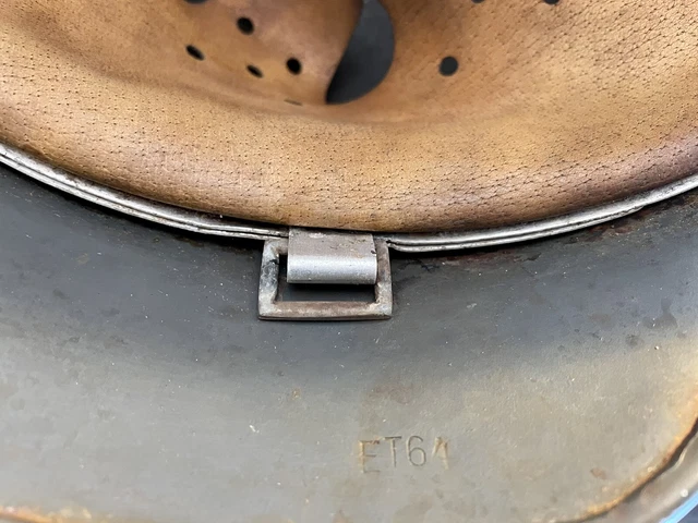 Stahlhelm Kriegsmarine mit 2 Emblemen 9