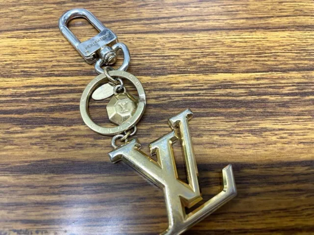Louis Vuitton Porte Cles Dragonne new wave Key chain key ring