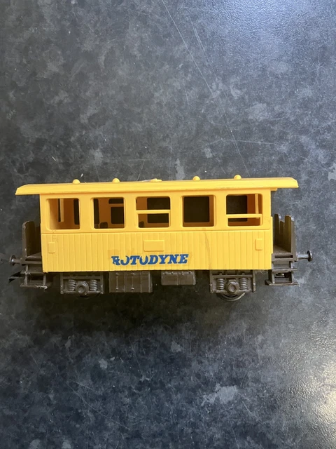 MIGNONNE Cute RARE ++ TRAIN HORNBY O - MALLE ANCIENNE Old box
