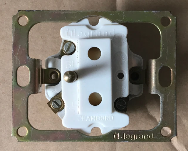 Ancien LEGRAND Chambord,Mécanisme de Prise électrique + Terre,VINTAGE,NEUF,87059