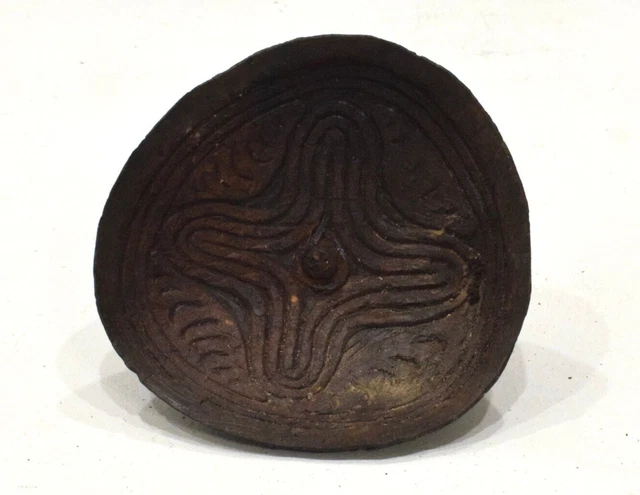 Papua New Guinea Spinning Top Ya'alo Coconut Toy