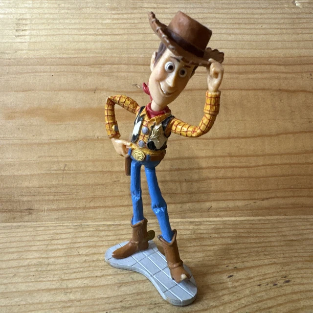 Figurine Woody Toy Story 3 – 10 Cm, Peinte à La Main, Sans PVC, Collection Et Jeu, Dès 3 Ans – Bullyland