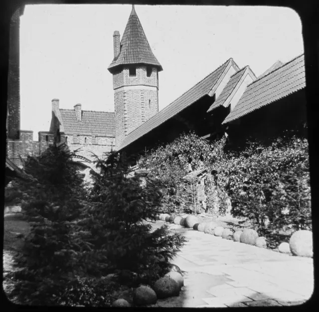 LIESEGANG Glass Magic lantern slide MARIENBURG CASTLE C1910 POLAND