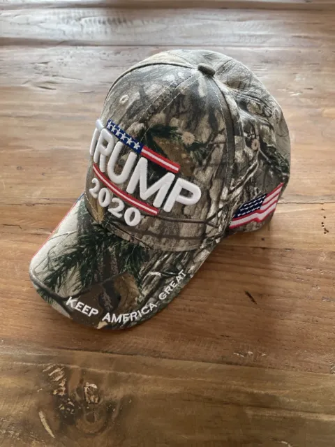 Cappello con ombrello originale Trump campagna elettorale 2020