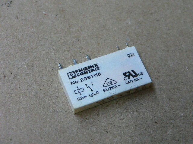 PHOENIX NO.2961118 Power Relay 60VDC 5Pins 6A 250V