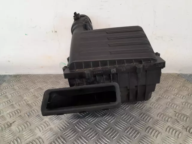 AUDI A3 Mk3 8V 2012-2020 Air Cleaner Box Assembly  5Q0129607