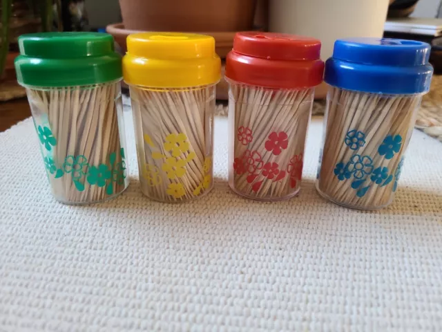 Vintage Plastic Flower Power Toothpick Holder Shaker Set of 4 Crazy Daisy