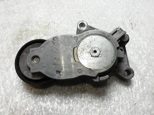 galet tendeur pour CITROEN C4 COUPE 1.6 HDI 2004 135076 3