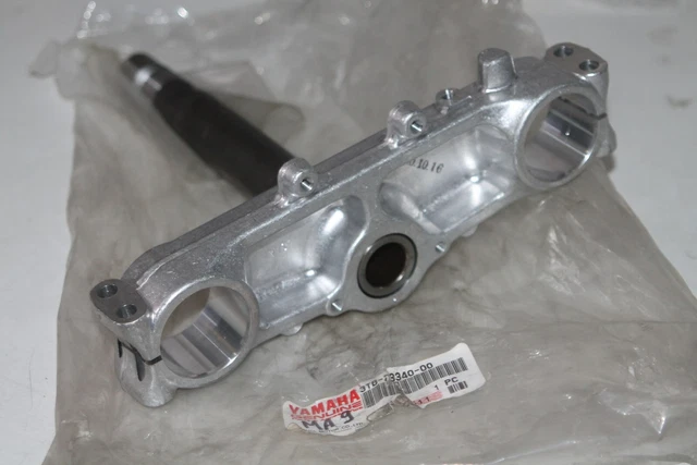 Le pare-choc avant renault clio ii fase ii b cb0 7701476554 2115857 Le pare-choc avant renault clio ii fase ii b cb0 7701476554 2115857