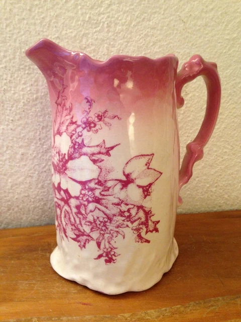 superbe  BROC PICHET POT à EAU faïence Anglaise  décor de fleurs roses