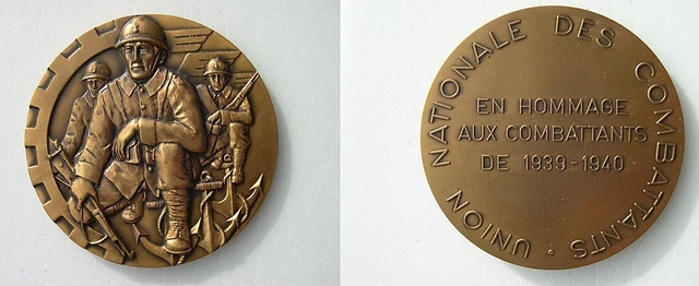MEDAILLE HOMMAGE AUX COMBATTANTS DE 1939-1940 union nationale