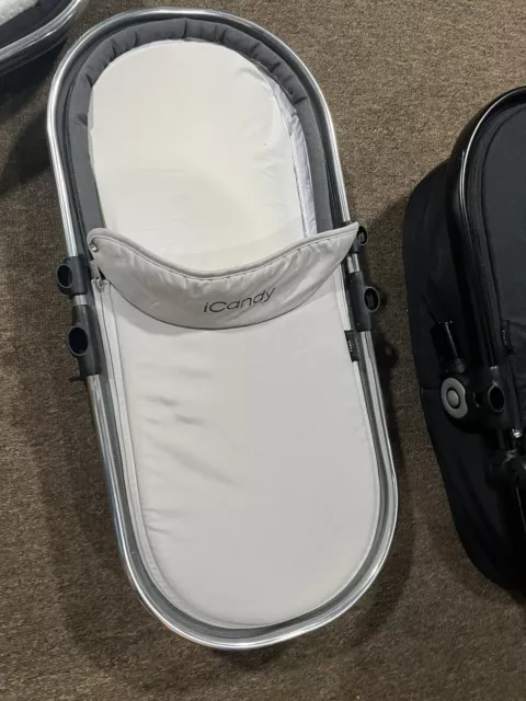 Icandy Pfirsich Trüffel Chrom Chassis Haupt Carrycot