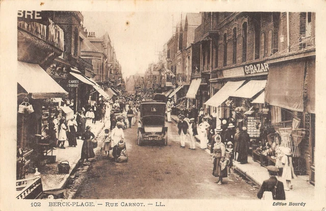 Cpa 62 Berck Beach Rue Carnot
