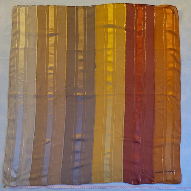 Foulard En Soie Vintage Pierre Balmain - 70x70 Cm, Motif Multicolore, Très Bon état