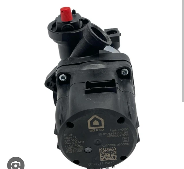 ARISTON Chaffoteaux POMPE CIRCULATEUR 5M PWM TACO 65116908-03 CHAUDIERE