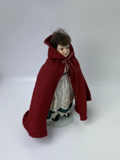 VINTAGE 1985 AVON LITTLE RED RIDING HOOD PORCELAIN FAIRY TALE DOLL w/STAND EUC
