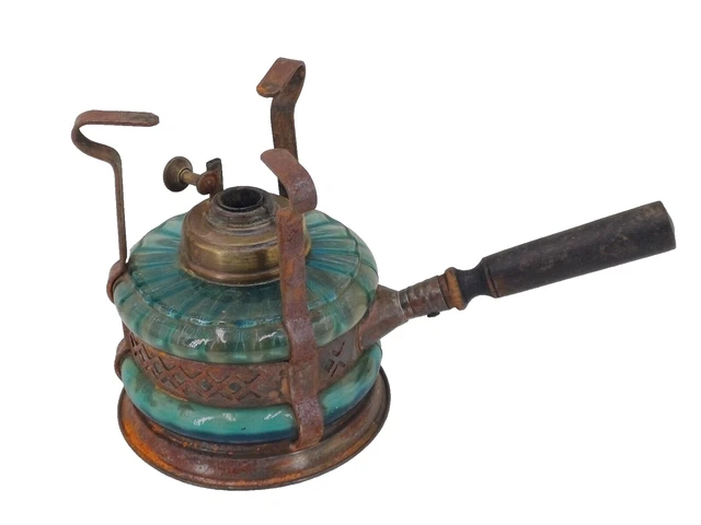 réchaud a pétrole outil ancien à Pression Old tools stove antic Ultimus