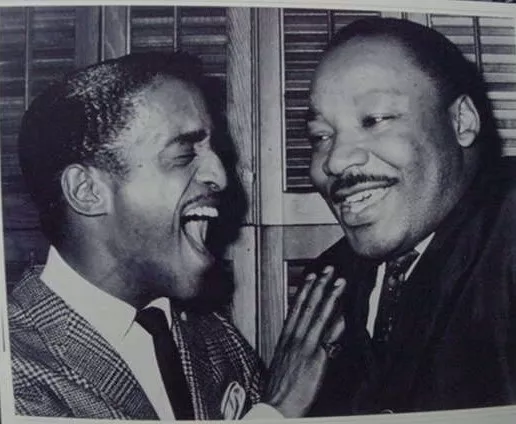 Rare Still Closeup Dr. Martin Luther King And Sammy Davis Jr.